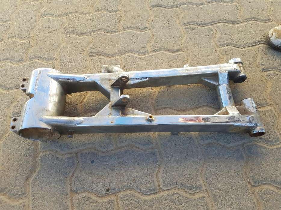 Yamaha +2 extended Chrome Swingarm