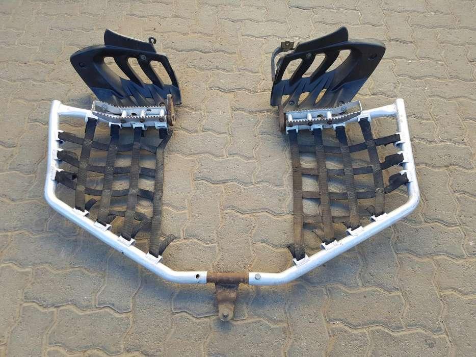 Yamaha YFZ450 Nerf bars/pegs/heelguards