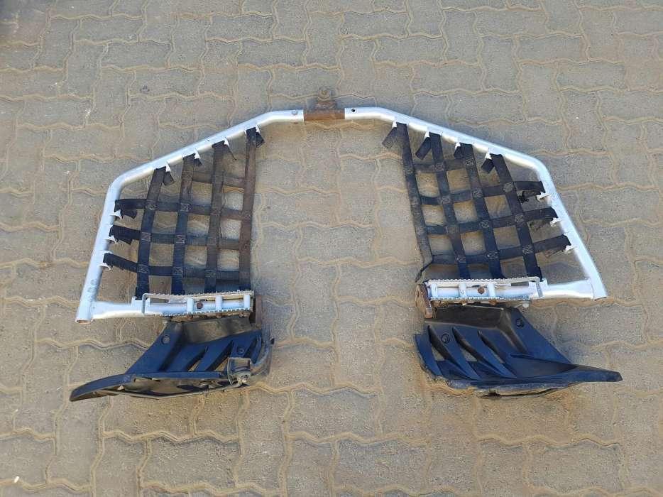 Yamaha YFZ450 Nerf bars/pegs/heelguards