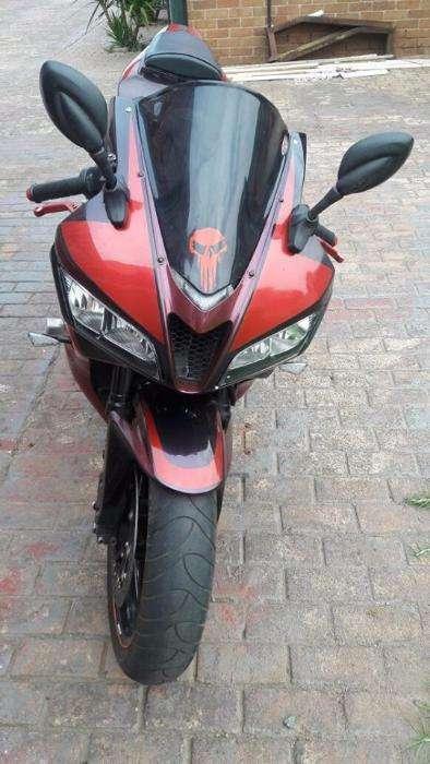 Honda CBR 600 RR (2008)