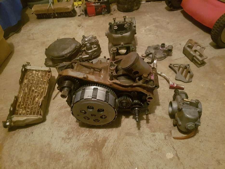 Honda CR250 Engine Stripping for spares Only