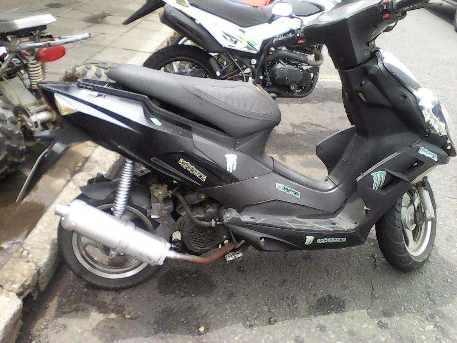 Gomoto 150 scooter for sale