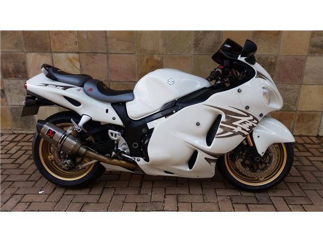SUZUKI GSX 1300 R HAYABUSA