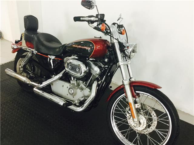 Harley-Davidson Sportster 883 Custom - METALHEADS MOTORCYCLES