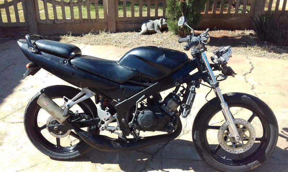 Two non running project bikes R7000 both