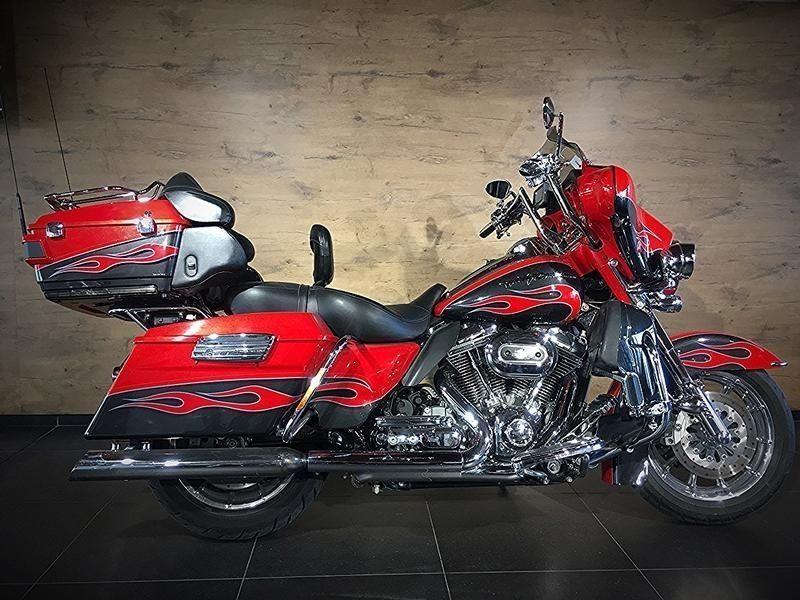 2010 Harley Davidson CVO Ultra Classic Electra Glide