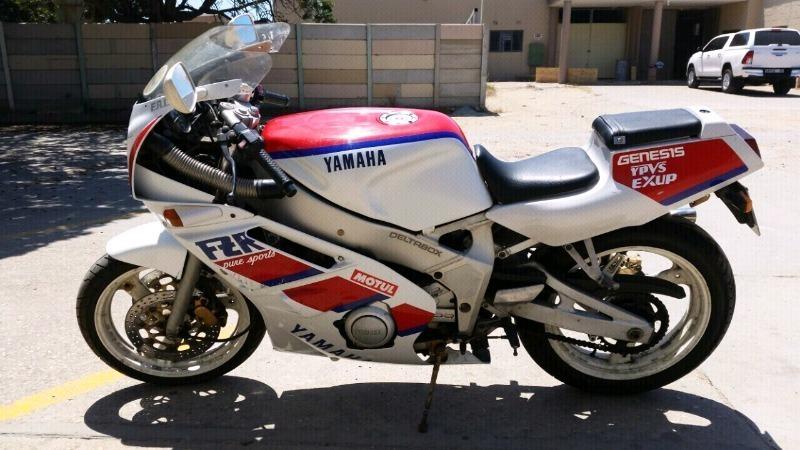 Yamaha fzr 400
