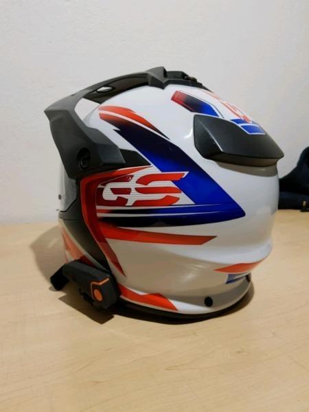 Bmw GS Helmet with Bluetooth (not bmw)