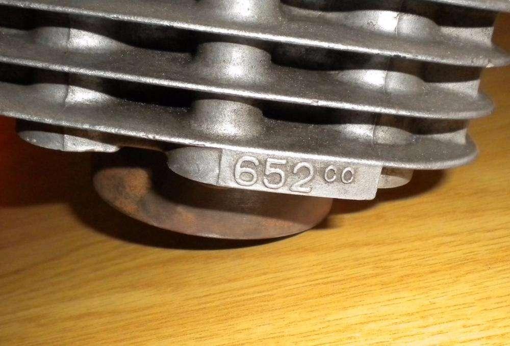Kawasaki 650 cc Barrel bank R500.00