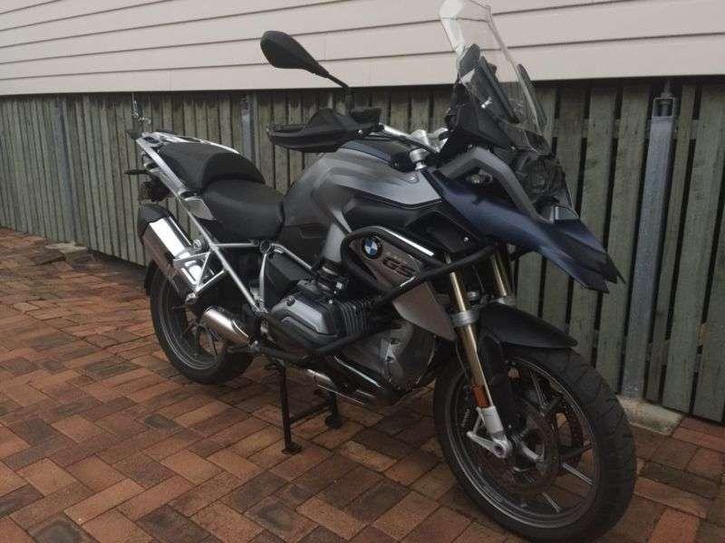 BMW R1200GS with full factory options 2015