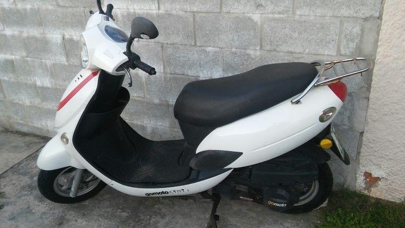 GoMoto 125CC Scooter For Sale