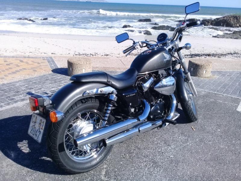 Honda VT750S in beautiful condition, only 5800km's