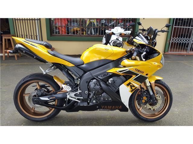 YAMAHA R1 @ TAZMAN MOTORCYCLES