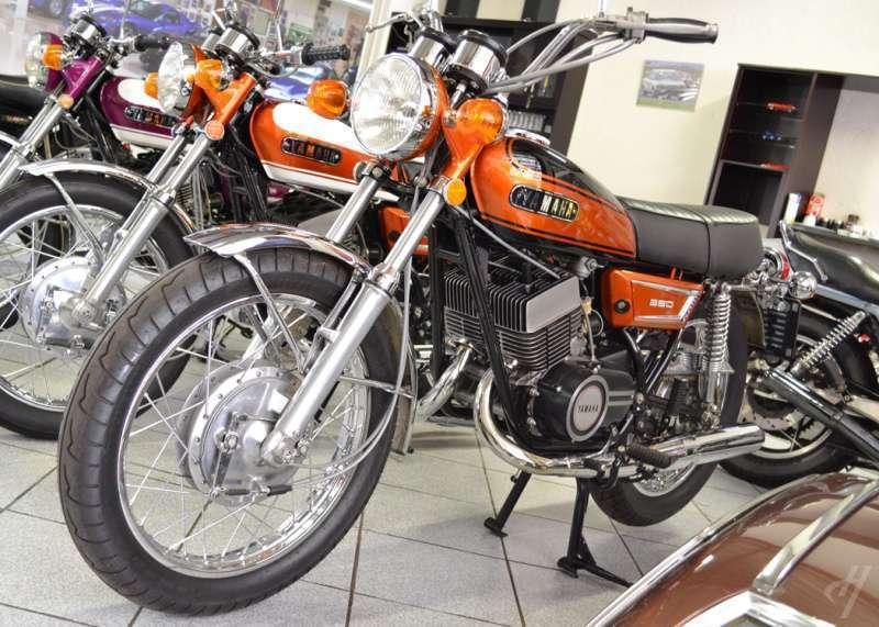 1972 Yamaha YR5 (1 of 3)