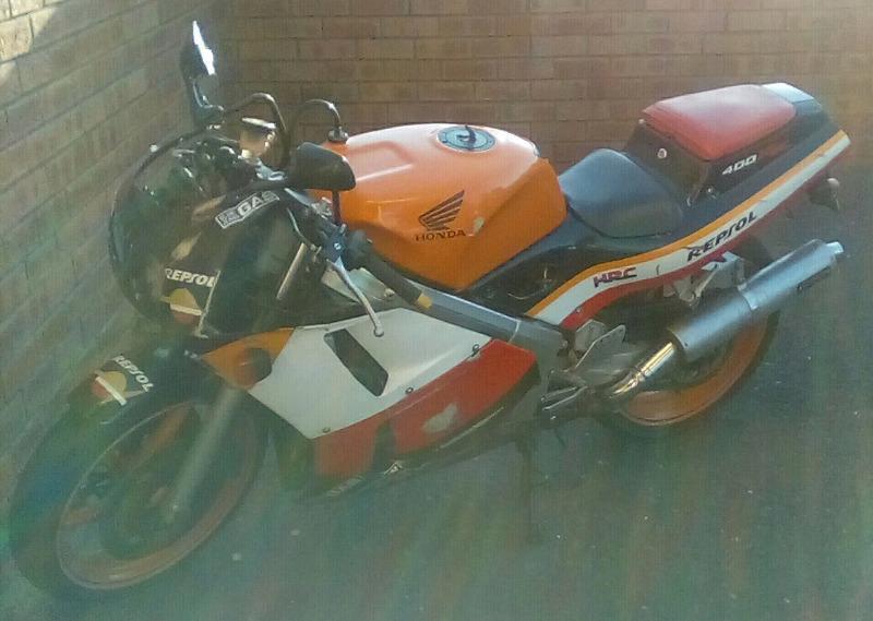 Honda VFR 400 cc NC30 limited addition