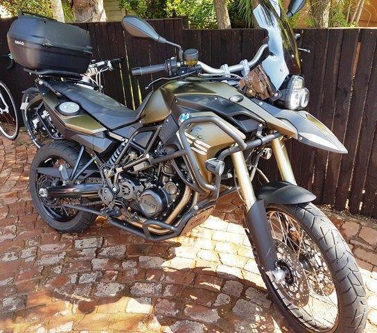 2014 BMW F800GS with lots of extras