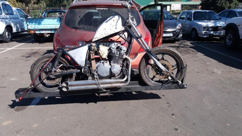 1985 Suzuki GS Cusrom Bobber Project