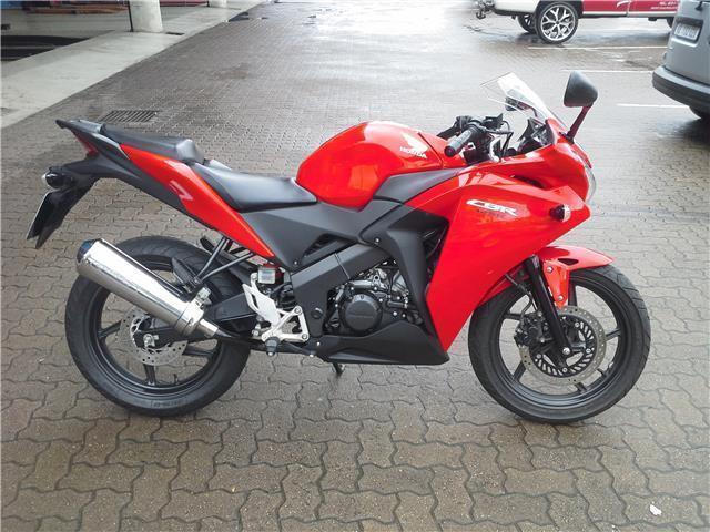 2013 REG 2014 HONDA CBR 125 R FOR SALE !