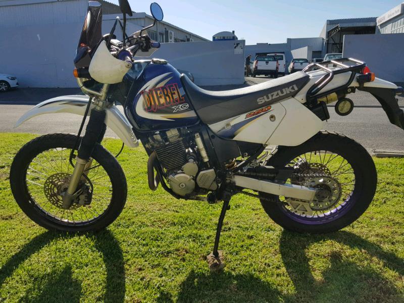 Suzuki DR250