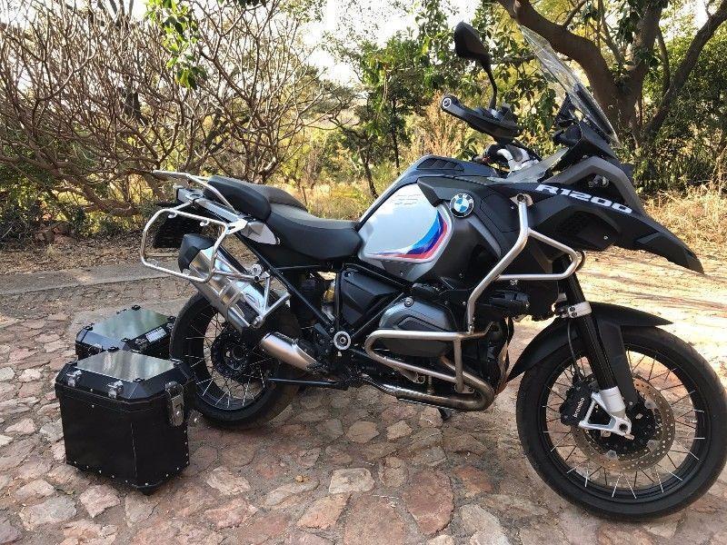 2016 BMW R-Series Adventure