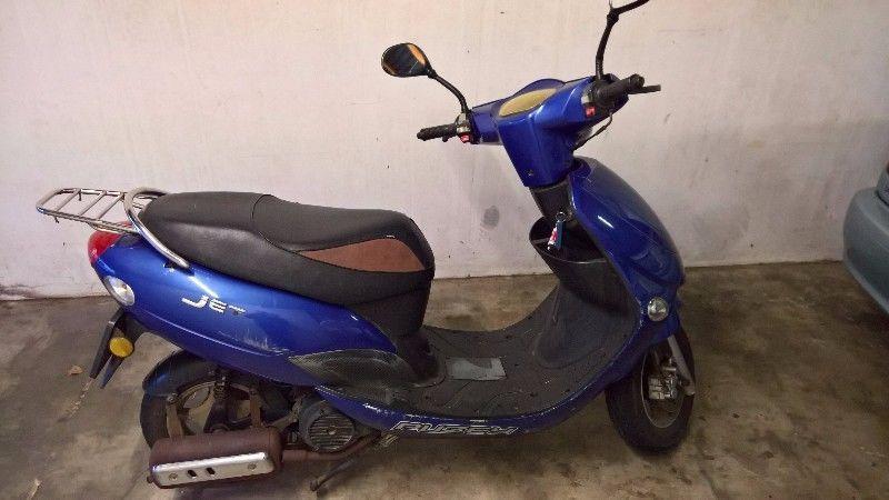 Scooter 125 Puzey Jet