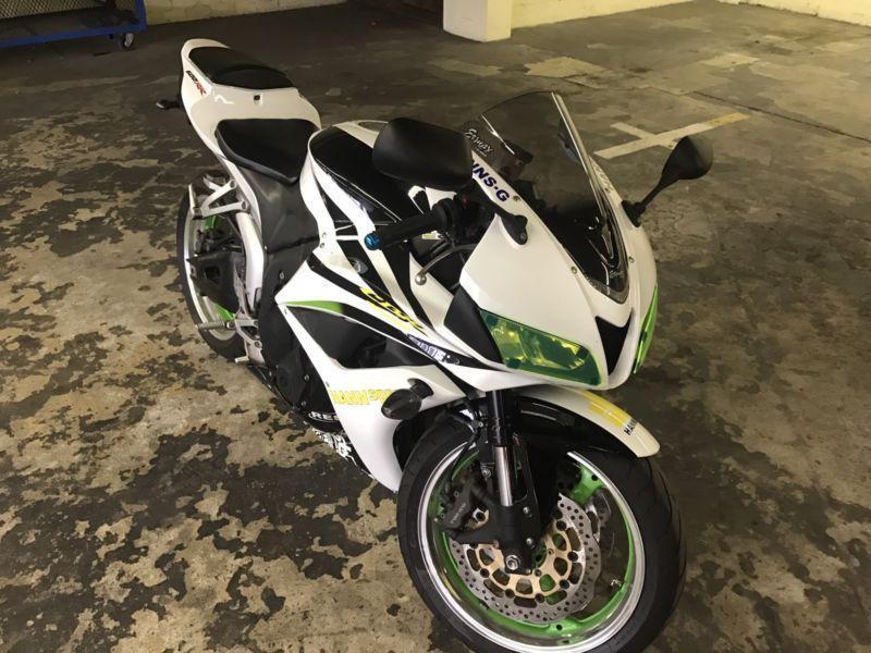 08 Honda CBR 600RR Hannspree