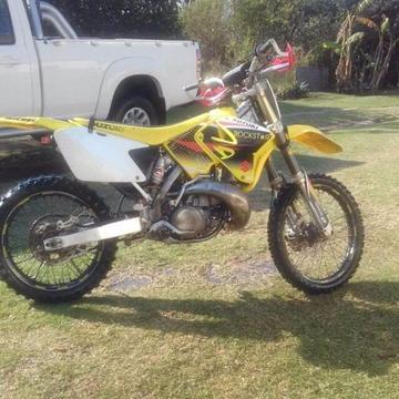 2005 Suzuki RM