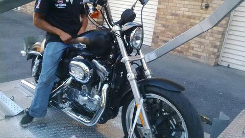 2013 Harley-Davidson Sportster- minor accident