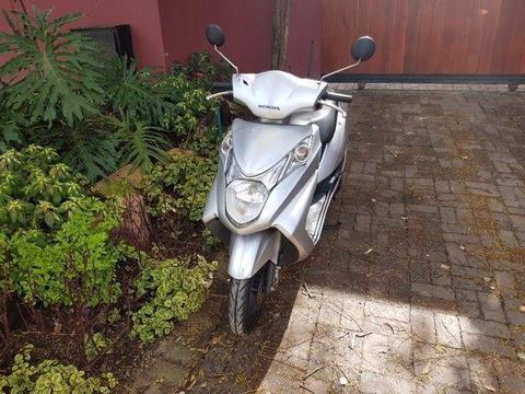 2015 Honda Elite