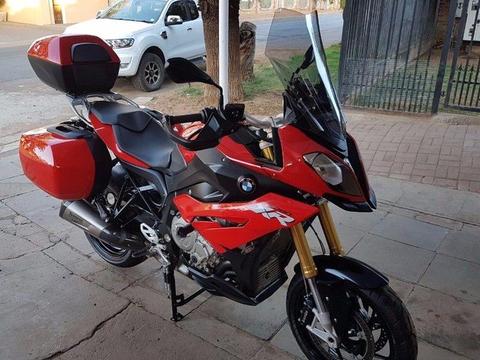 2017 BMW S1000XR with Extras