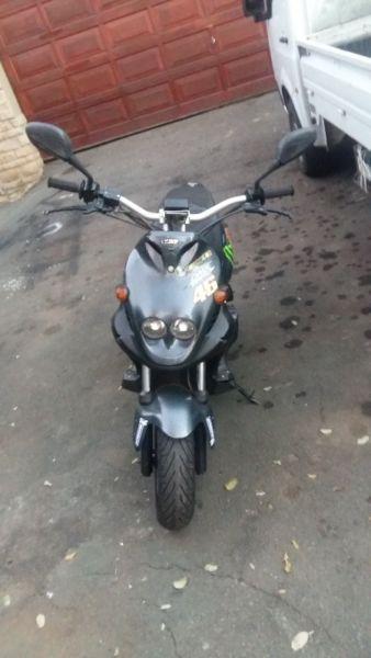 Pgo pmx 110cc scooter
