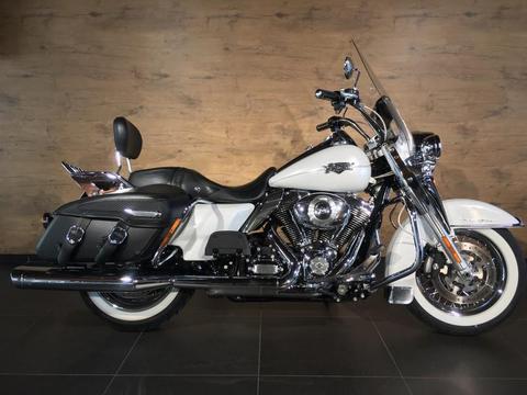 2015 Harley Davidson FLHRC Road King Classic FLHRC Solid (15my)