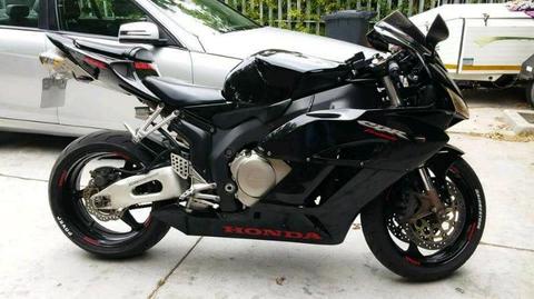 Honda cbr1000rr