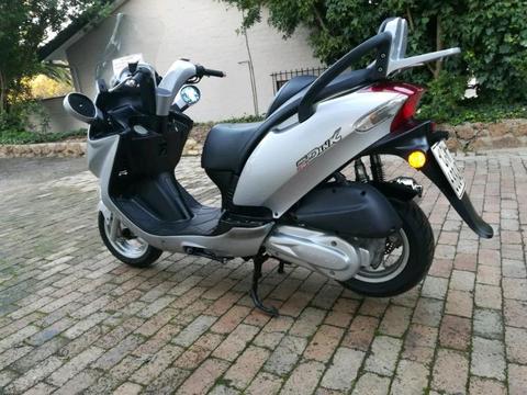 Kymco grand dink 250cc watercooled 12000km