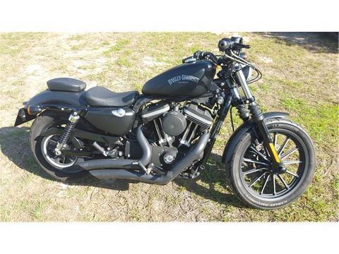 Harley-Davidson Sportster 883cc Iron 2013 Lots of extras