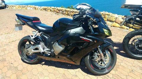 Honda cbr1000rr