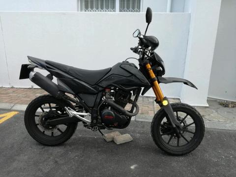 2 x Motomia Terra Strada Motard