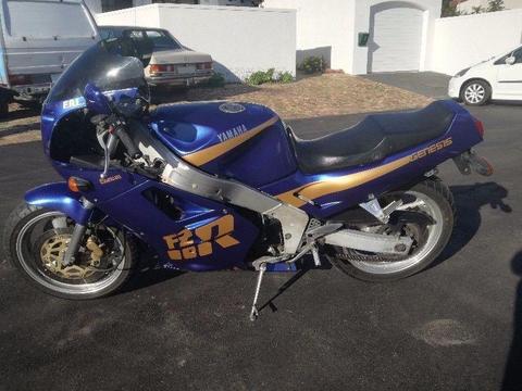 1989 Yamaha FZR 1000 Genesis