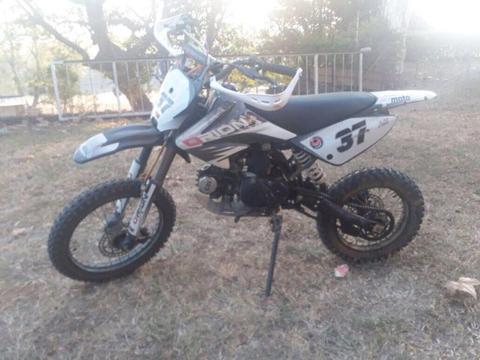 Gomoto Orion 125 pitbike (2001)