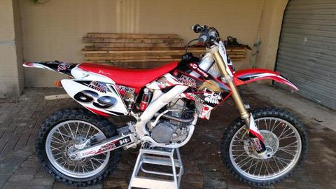 2009 Honda CRF 250R twin pipe