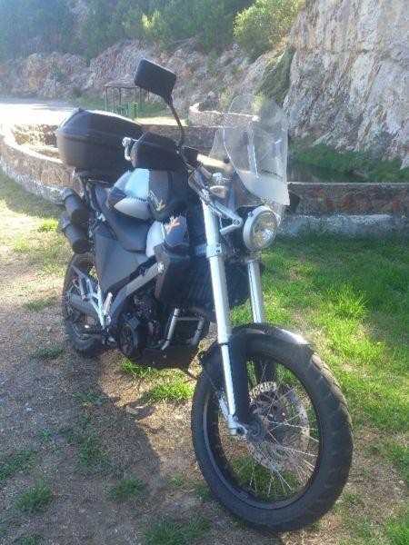 BMW Xcountry (X Country / X-Country)2007 only 13500 kms. TopBox, Tank Bag, Hand guards, screen etc