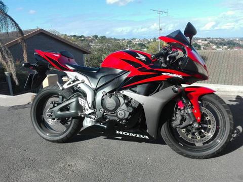 Extremely clean Cbr 600