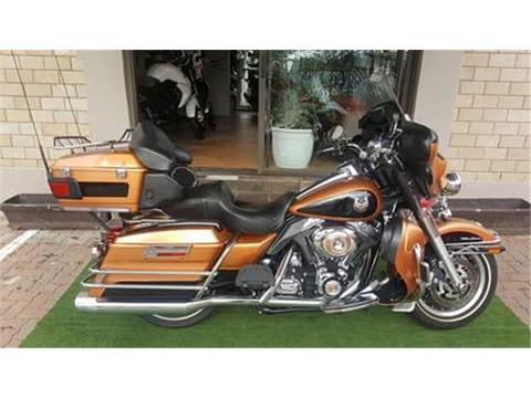 2008 Harley-Davidson FLHTCU ANV 105th Anniversary Ultra Classic Electra Glide