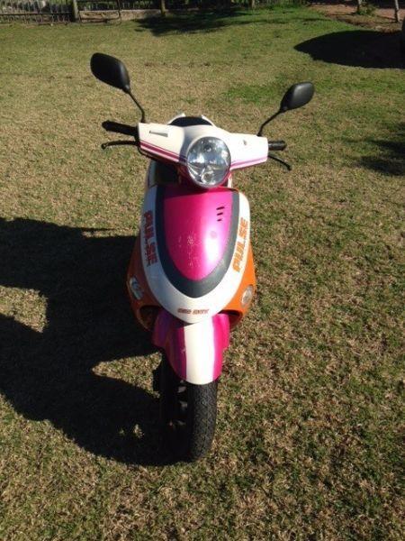 2013 Pulse 150cc big boy scooter for sale for a bargain!