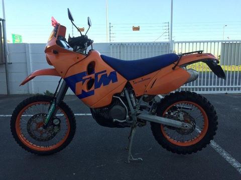 KTM 640 ADV FOR SALE ! VERY WELL LOOKED AFTER WITH LOW HOURS ! BARGAIN !