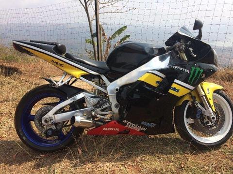 r1 yamaha, clean and sound, 38k