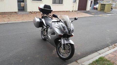 2006 Honda VFR 800 with panniers and top box