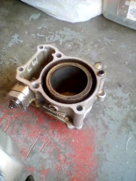 Honda CBR 125 engine needs piston Chris 0764947577