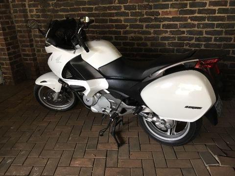 2010 Honda Deauville 700 V Twin Fuel Injected Shaft Drive All rounder