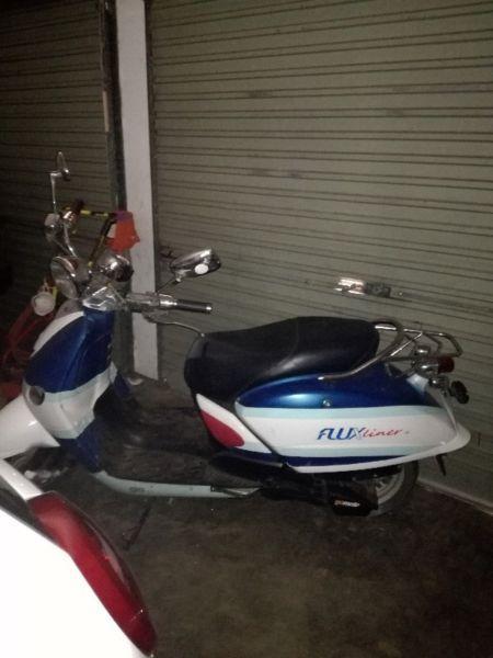 125 cc gomoto scooter